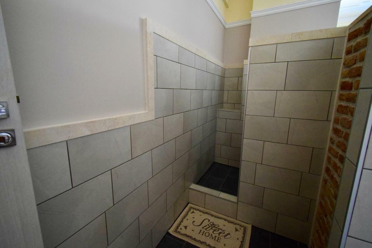 Comfort Room Салоники Экстерьер фото