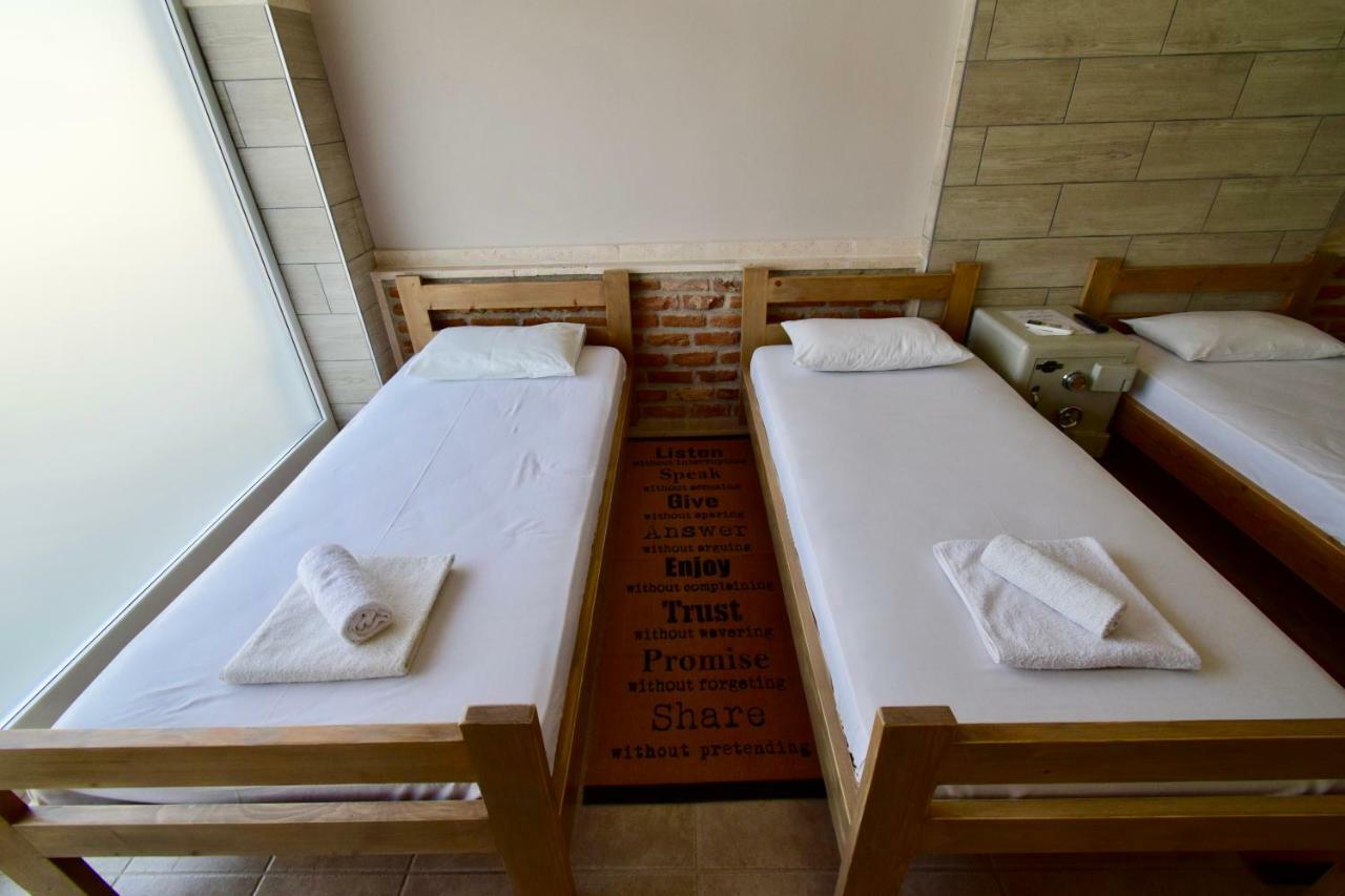Comfort Room Салоники Экстерьер фото
