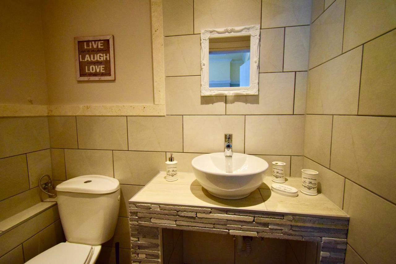 Comfort Room Салоники Экстерьер фото