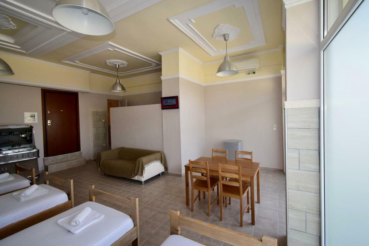 Comfort Room Салоники Экстерьер фото