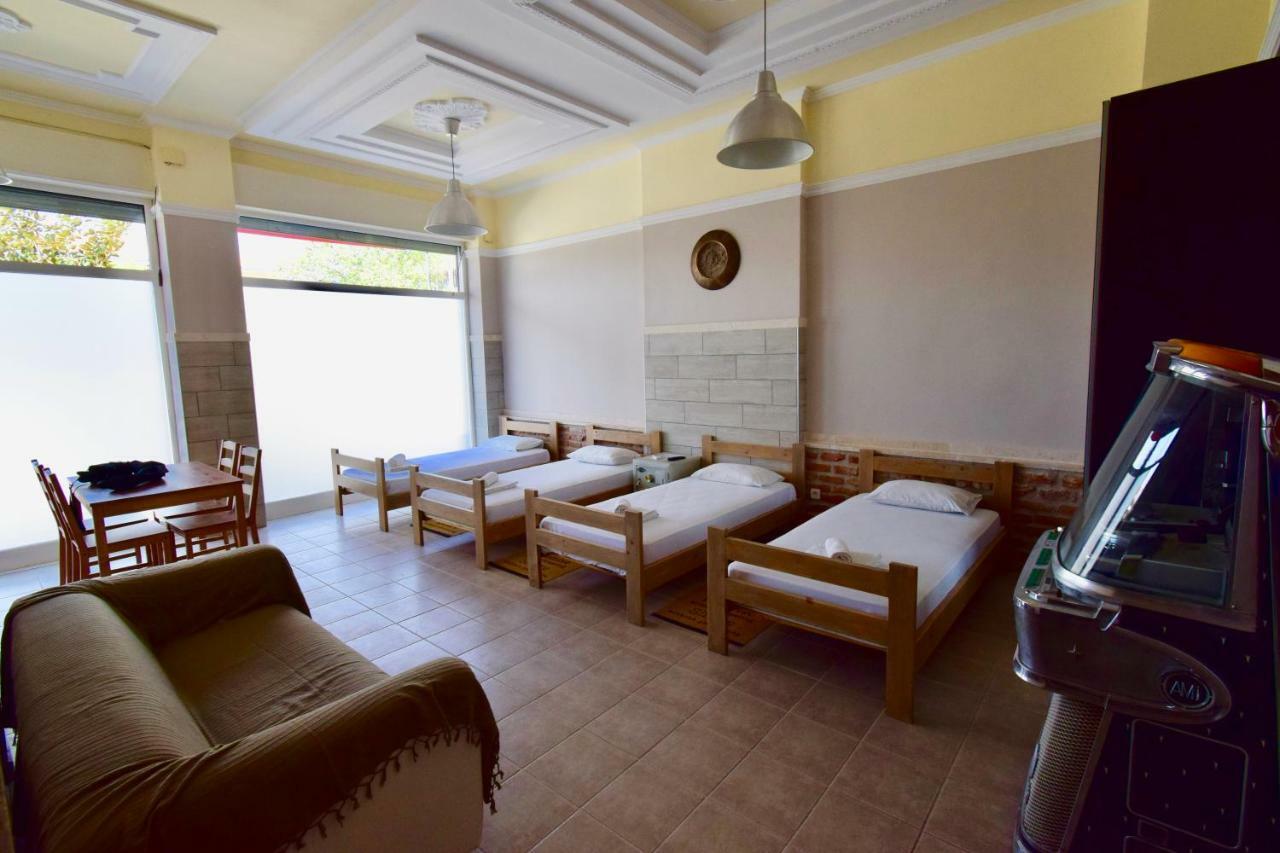 Comfort Room Салоники Экстерьер фото